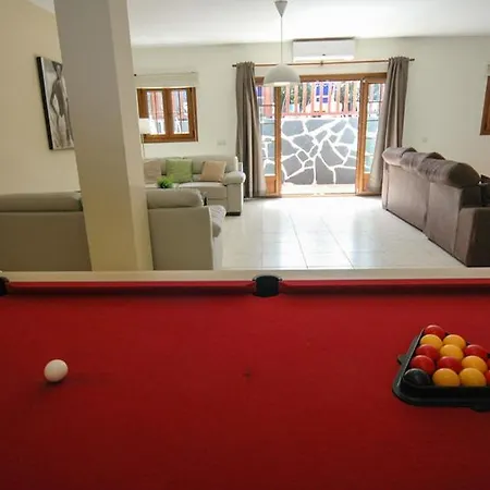 וילה In Playa Blanca Sleeps 8 Includes Swimming Pool Air Con And Wifi 9 8
